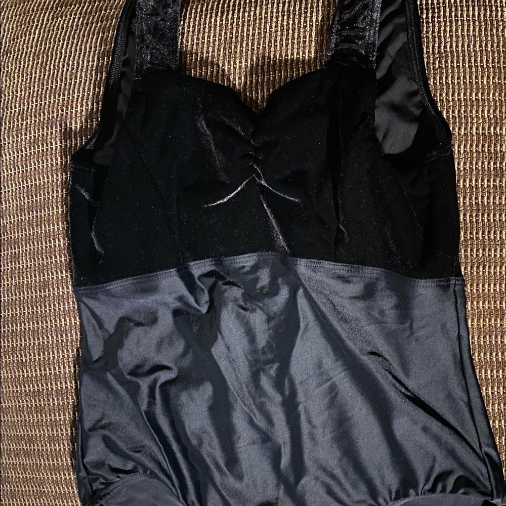 Suffolk Empire pinch front leotard, Velvet accents, Never worn perfect condition